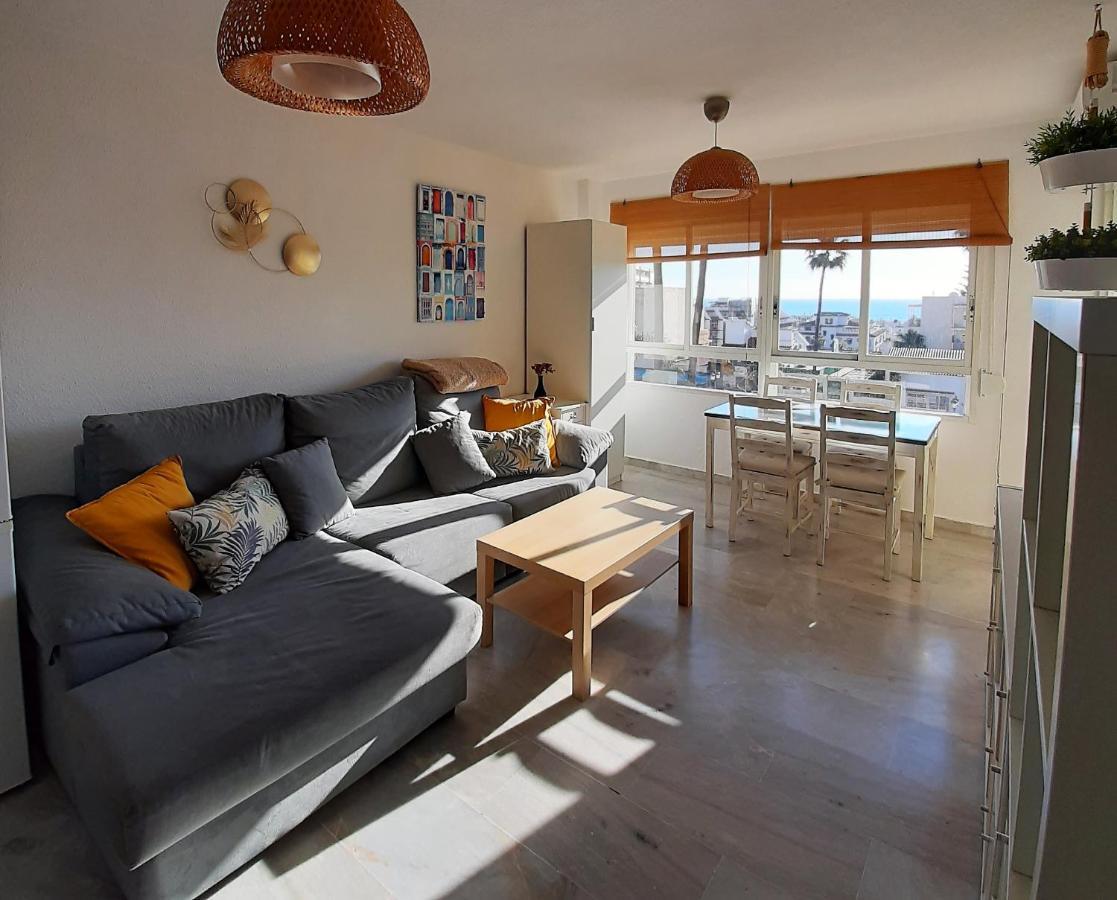 Fantastico Apartamento En La Carihuela Apartment Torremolinos Bagian luar foto